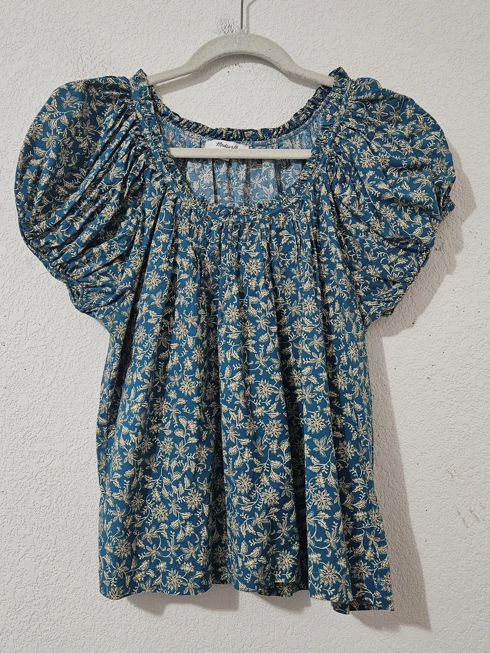Madewell Scoopneck Puff-Sleeve Top in Floral Size 10 (Large)
